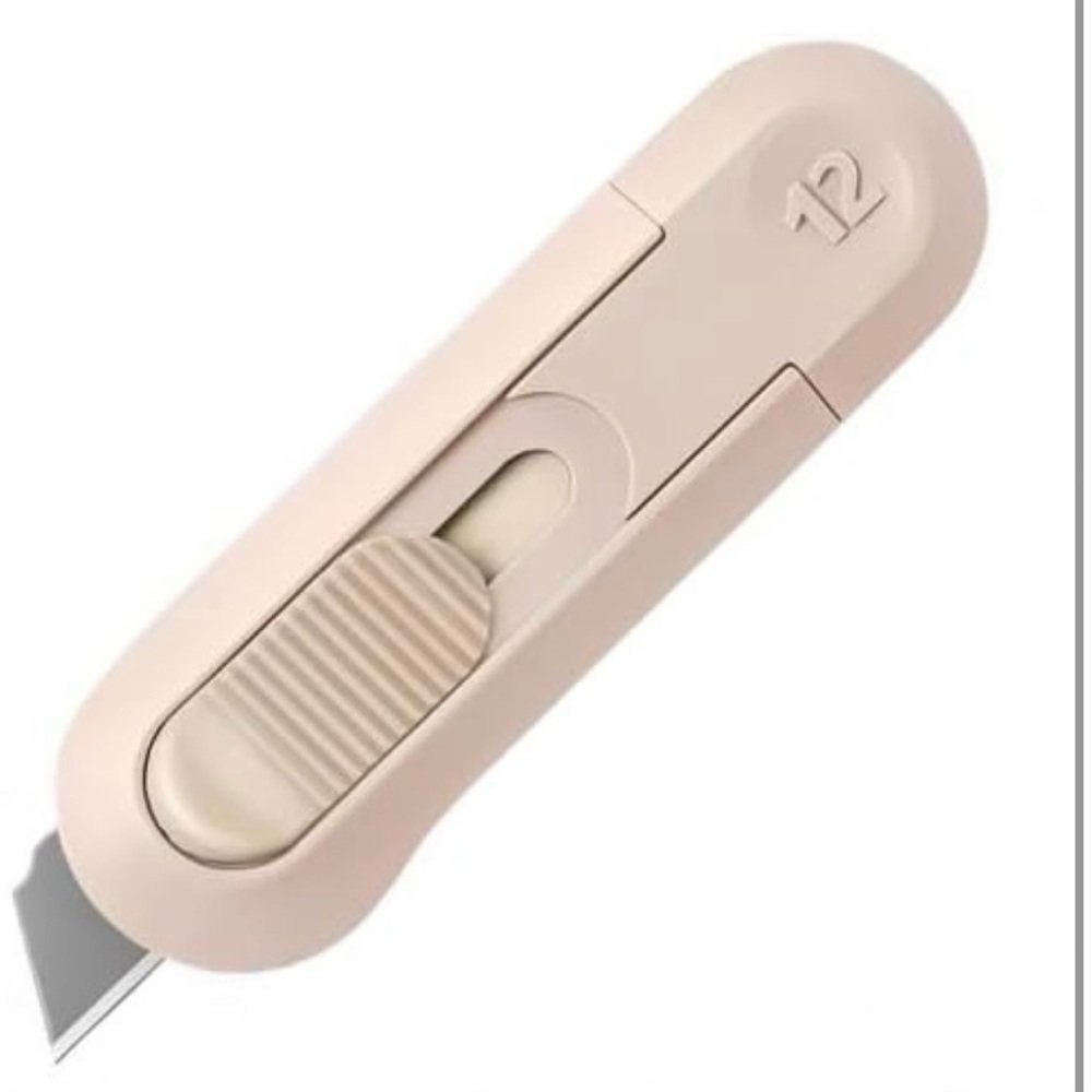 Pink box cutter